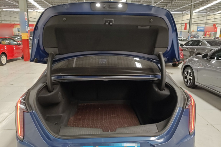 凯迪拉克CT4 2020款 28T 时尚型机舱底盘23