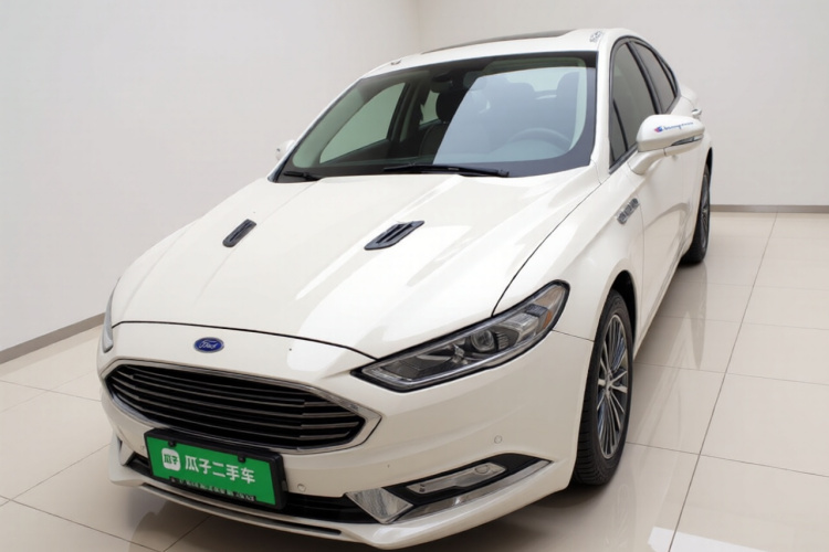 福特 蒙迪欧 2017款 改款 EcoBoost 200 豪华型车身外观2