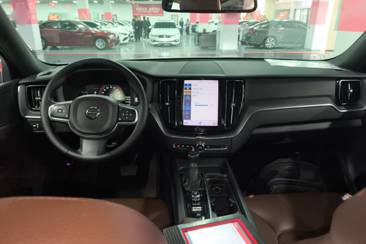 沃尔沃XC60 2021款 T5 四驱智逸豪华版中控内饰12