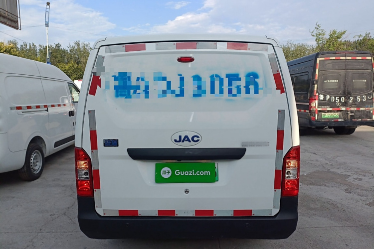 江汽集团 蓝猫 2023款 M1 中创新航 38.64kWh 精英版车身外观6004