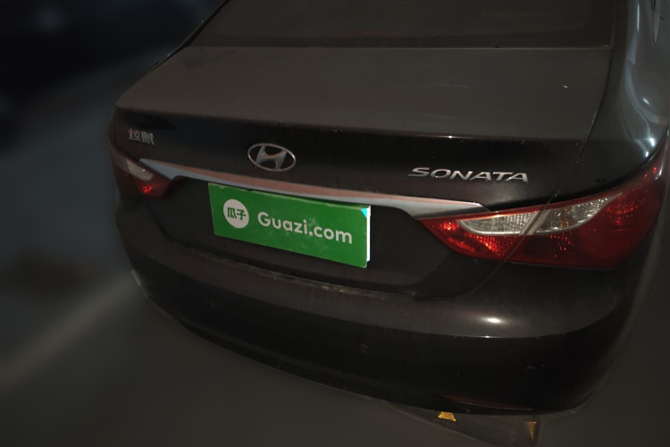 现代 索纳塔 2011款 2.0L 自动时尚版车身外观6004