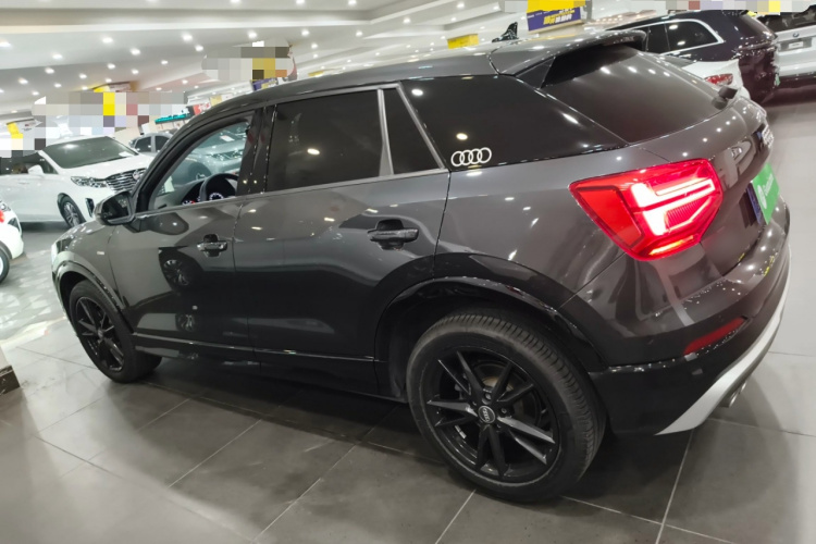 奥迪Q2L 2021款 35 TFSI 进取动感型车身外观6003