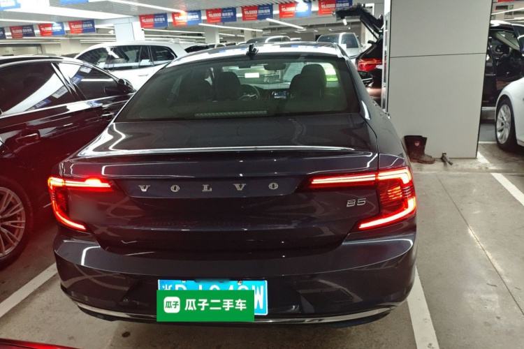 沃尔沃S90 2022款 B5 智远豪华版车身外观6