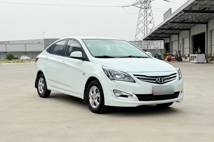 现代 瑞纳 2014款 1.4L 自动智能型GLS车身外观6001