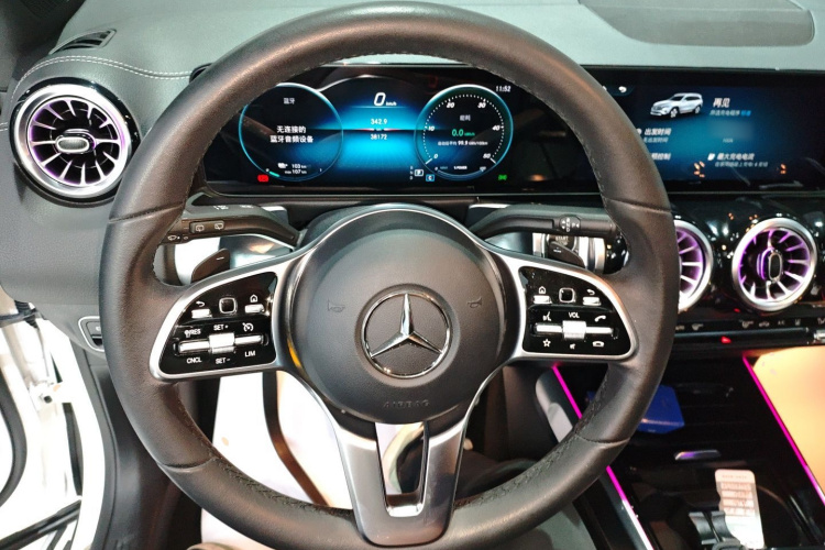 奔驰EQB 2022款 EQB 260局部细节13