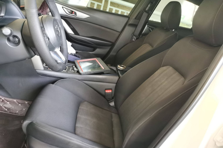 马自达CX-4 2018款 2.0L 自动两驱蓝天活力版 国VI中控内饰19