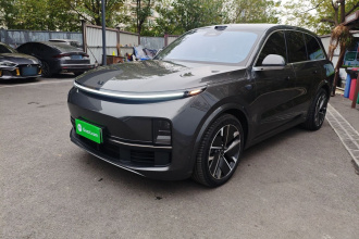 理想汽车 理想L8 2025款 Max 智能焕新版