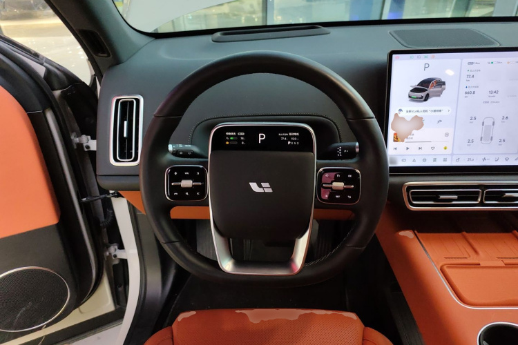 理想汽车 理想L6 2024款 Max中控内饰13