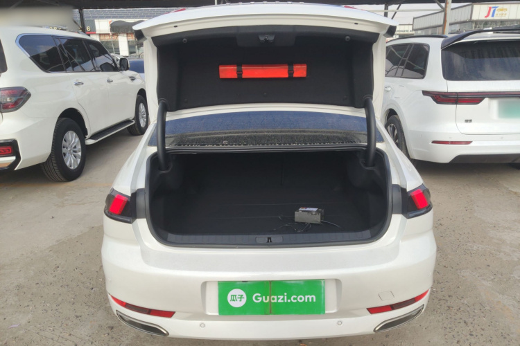 标致508 2022款 508L 360THP PureTech 先锋版机舱底盘23