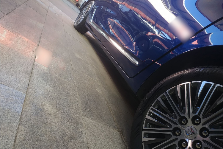 别克GL8新能源 2024款 陆尊 奢享版 6座局部细节9002