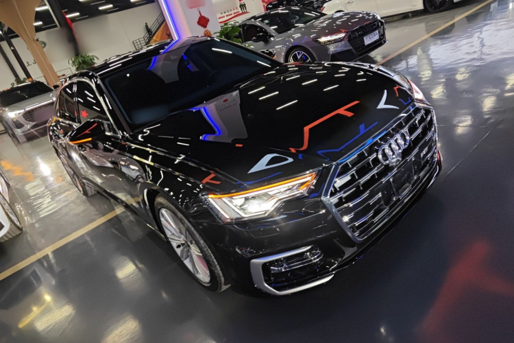 奥迪A6L 2024款 45 TFSI 臻选动感型车身外观3