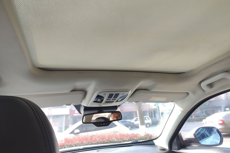 哈弗H6 2017款 蓝标 1.3T 自动两驱智尚型中控内饰22