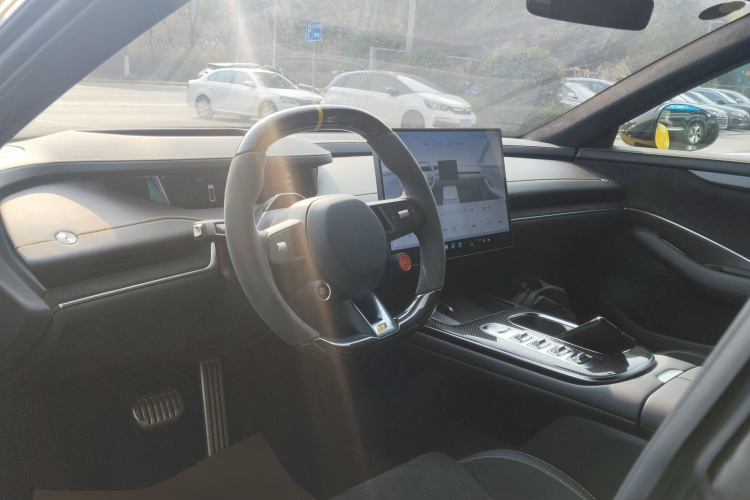 小米汽车 小米SU7 Ultra 2025款 Ultra中控内饰7002