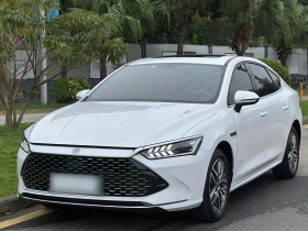 比亚迪 秦PLUS 2021款 DM-i 120KM 尊贵型