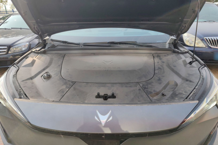 ARCFOX极狐 极狐 阿尔法T5(ARCFOX αT5) 2024款 660 MAX机舱底盘24