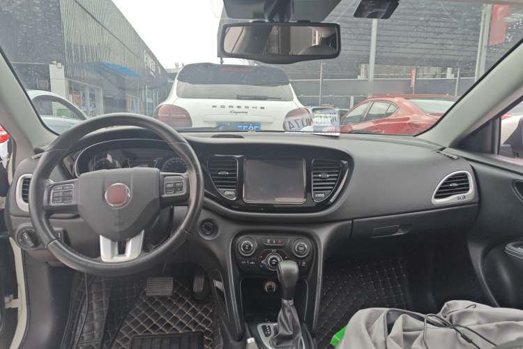 菲亚特 菲翔 2012款 1.4T 自动尊享版中控内饰22