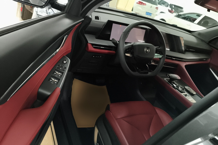 长安CS75 PLUS 2022款 第二代 1.5T 自动尊贵型中控内饰20