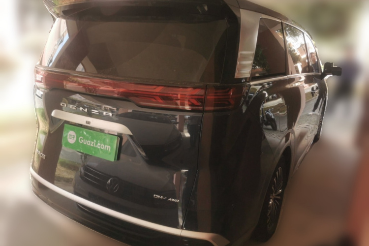 腾势D9 2022款 DM-i 970 四驱尊荣型车身外观6005