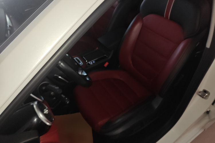 名爵 MG6 2017款 20T 自动Trophy尊享互联网版 国V中控内饰19