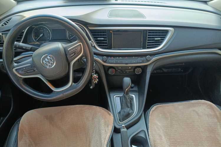 别克 英朗 2021款 改款 典范 1.5L 自动精英型中控内饰12