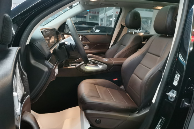 奔驰GLE 2021款 GLE 350 4MATIC 时尚型中控内饰19
