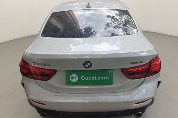 宝马1系 2022款 120i M运动版车身外观6