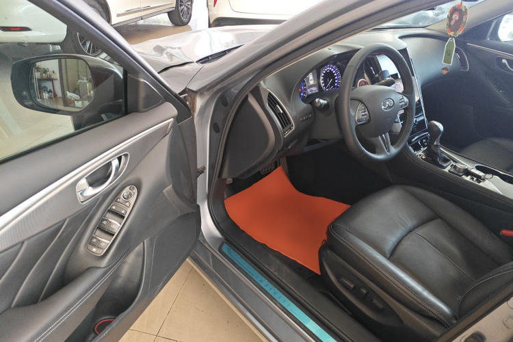 英菲尼迪Q50L 2015款 2.0T 悦享版中控内饰7003