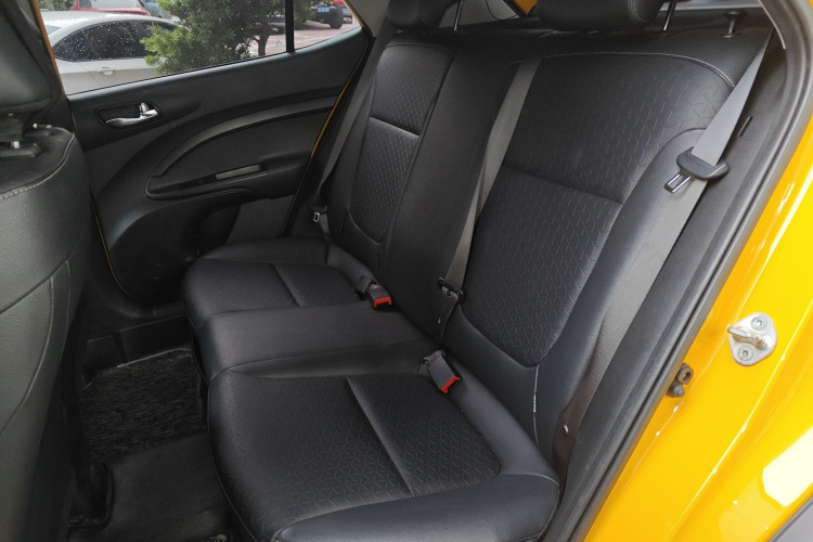 起亚 奕跑 2019款  1.4L 自动运动版 国VI中控内饰21