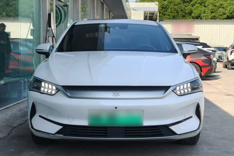 比亚迪 秦PLUS 2021款 EV 500KM 豪华型车身外观6001