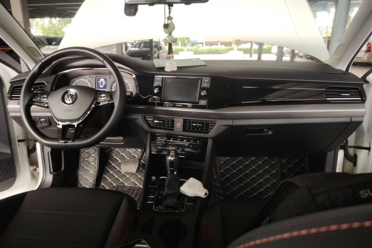 大众 宝来 2020款 1.5L 自动精英型中控内饰7002
