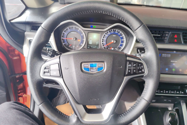 吉利汽车 远景X3 2017款 1.5L 自动尊贵型中控内饰13