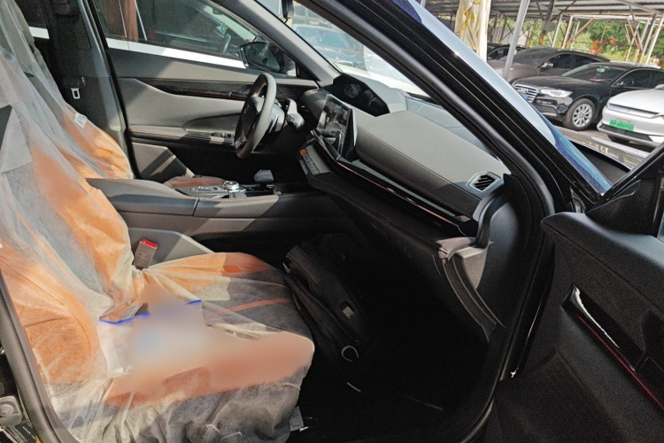 长安UNI-V 2024款 1.5T 尊贵运动型局部细节41