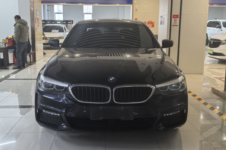 宝马5系 2018款 改款 530Li xDrive M运动套装车身外观6003