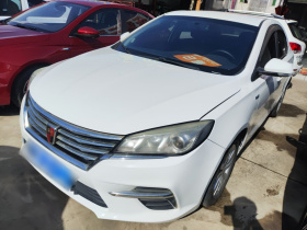 荣威360 2018款 PLUS 1.5L 自动豪华版