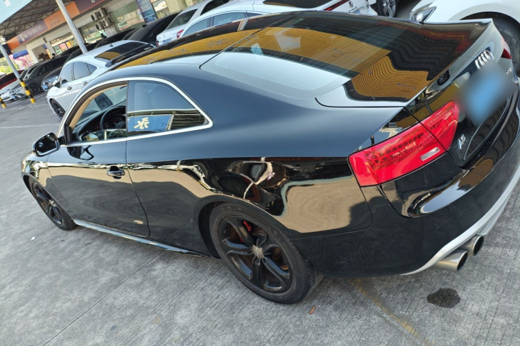 奥迪A5 2014款 Coupe 45 TFSI车身外观4