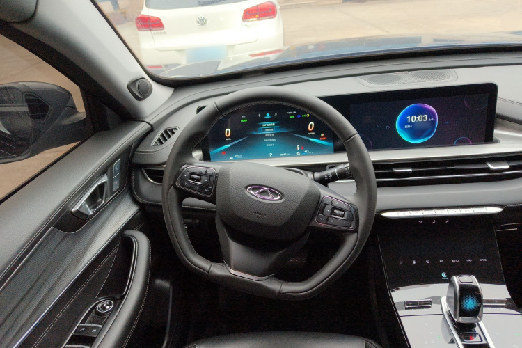 奇瑞 瑞虎8 PLUS鲲鹏e+ 2022款 PHEV 1.5T都市e+中控内饰13