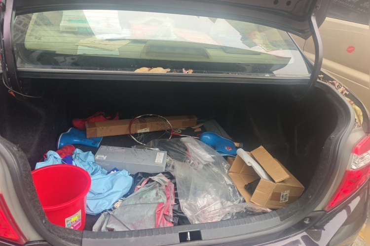 丰田 威驰 2014款 1.5L 自动智臻版中控内饰23