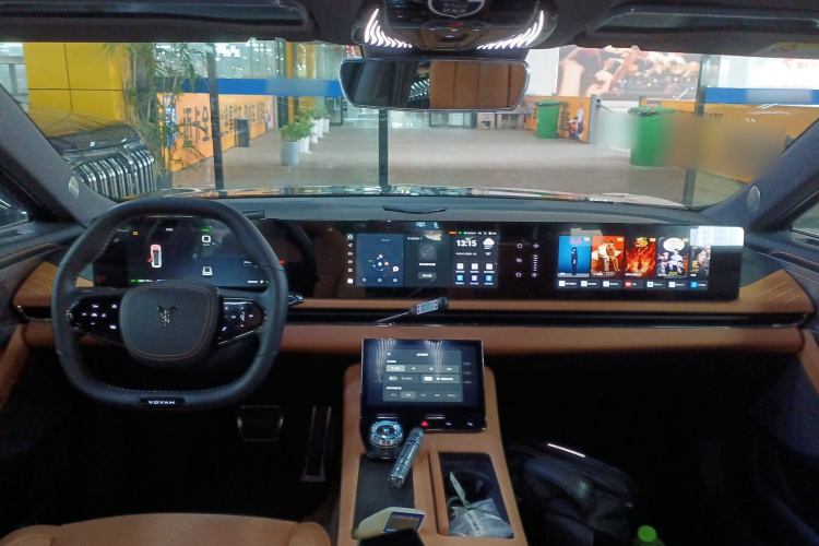 岚图汽车 岚图追光 2024款 PHEV 四驱超长续航旗舰版中控内饰12