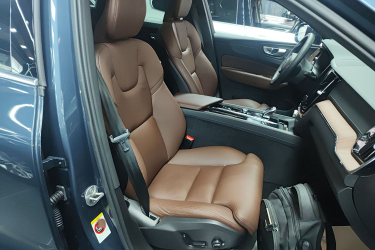 沃尔沃XC60 2023款 B5 四驱智远豪华版局部细节41