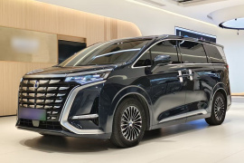 腾势D9 2024款 DM-i 980 四驱旗舰型