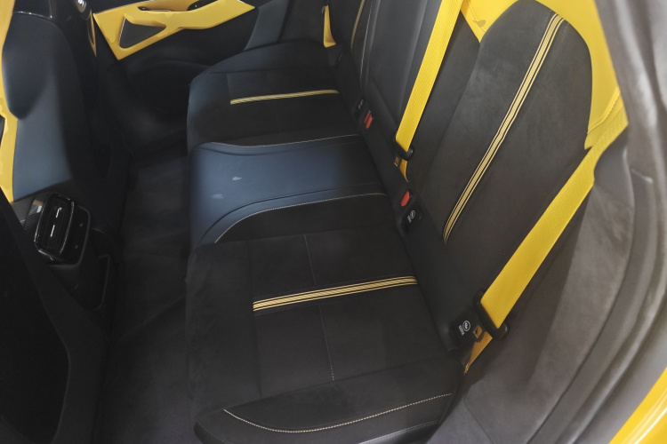 小米汽车 小米SU7 Ultra 2025款 Ultra中控内饰21