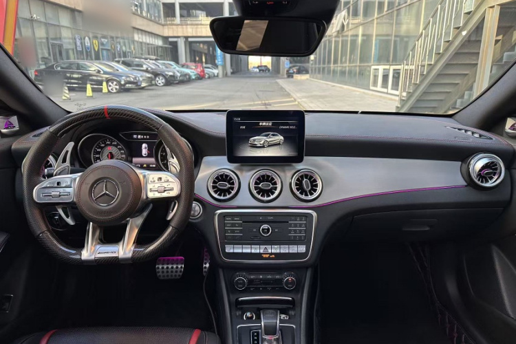 奔驰CLA AMG 2017款 改款 AMG CLA 45 4MATIC中控内饰7003