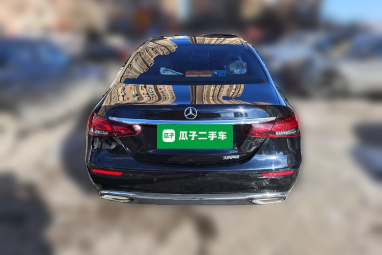 奔驰E级 2021款 改款 E 260 L车身外观6