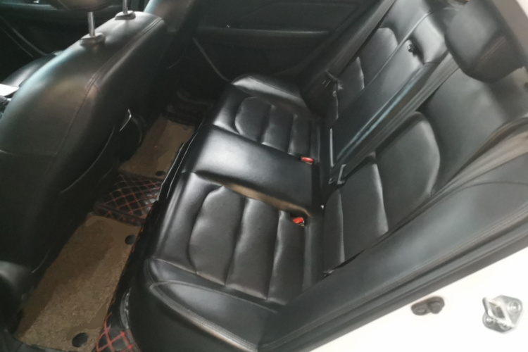 吉利汽车 远景 2018款 1.5L 手动幸福版中控内饰21