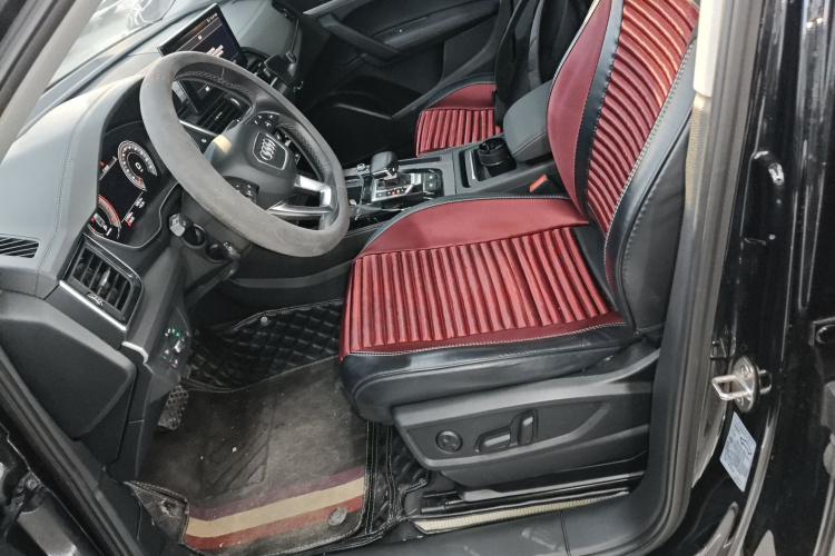 奥迪Q5L 2022款 40T 时尚动感型局部细节19