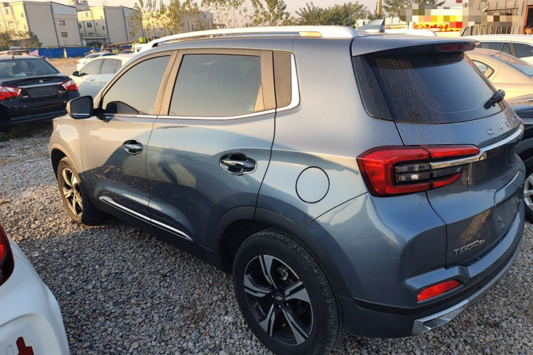 奇瑞 瑞虎5x 2020款 1.5L CVT时尚版车身外观4