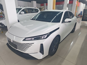 长安 逸达 2023款 蓝鲸NE 1.5T GDI DCT尊享型