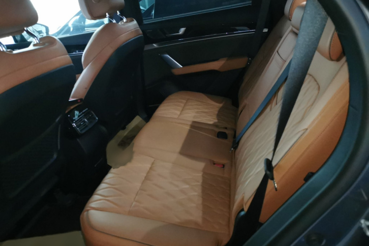 比亚迪 唐新能源 2023款 DM-i 冠军版 112KM 尊享型中控内饰7004