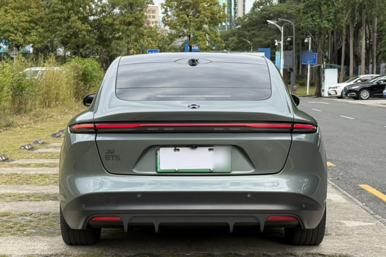 蔚来ET5 2022款 75kWh车身外观6005