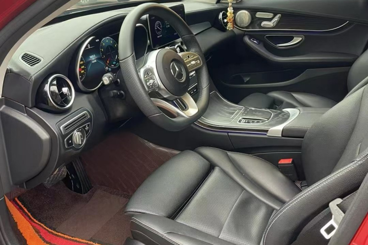 奔驰C级 2020款 改款 C 260 L 运动版中控内饰7001